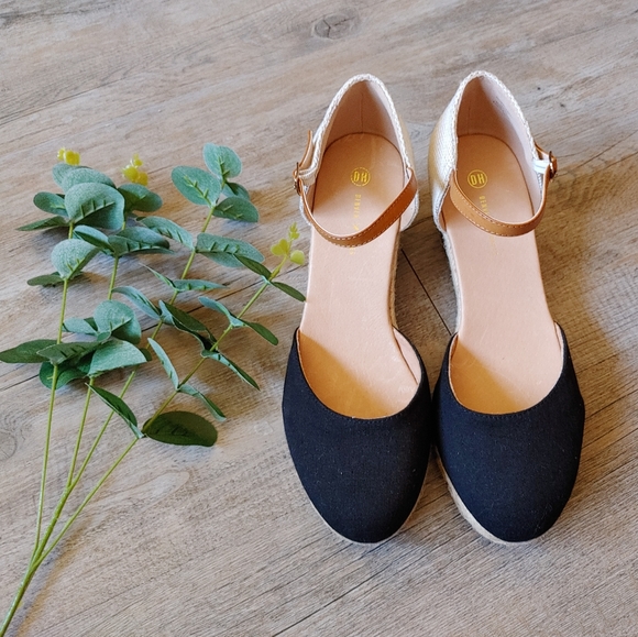 Denver Hayes Shoes - DENVER HAYES | High Wedge Thin Stap Heel